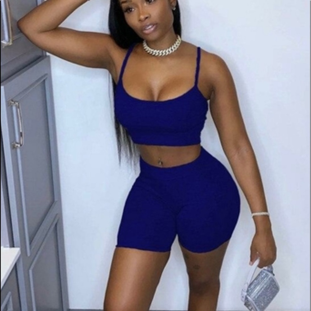 💙NWT Sexy Crop Top Biker Shorts 2 Pieces Set